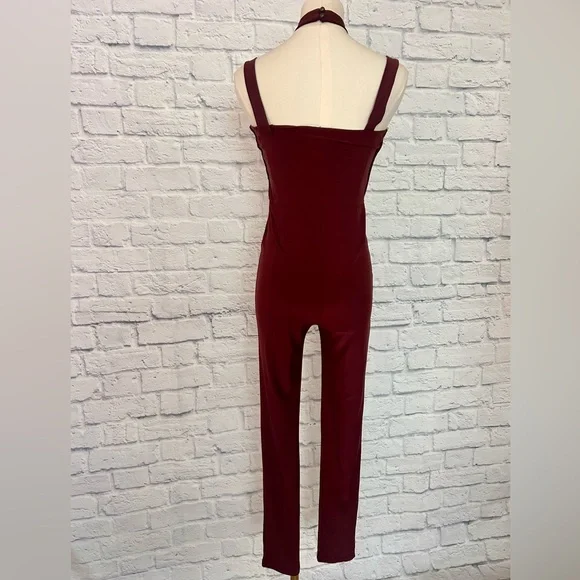 Burgundy Red Strappy Sweatheart Jumpsuit Small - Picture 3 of 6